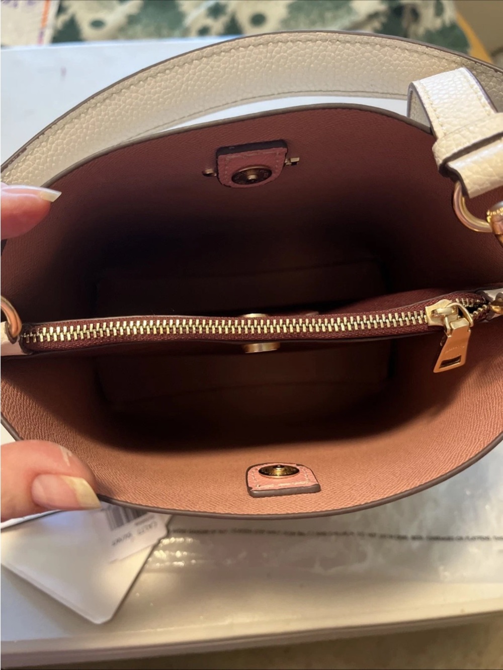 Coach Mollie 22 Bucket Bag Pebbled Leather chalk CA177 - Picture 6 of 13